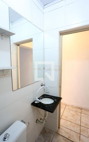 Apartamento para alugar com 60m², 1 quarto e sem vagaBanheiro