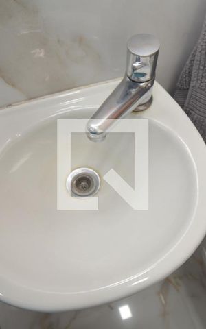 Casa à venda com 64m², 2 quartos e 2 vagasLavabo da Sala