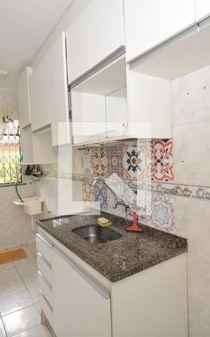 Casa à venda com 64m², 2 quartos e 2 vagasCozinha e Área de Serviço