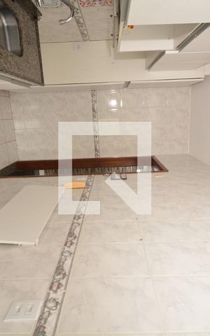Casa à venda com 64m², 2 quartos e 2 vagasCozinha e Área de Serviço