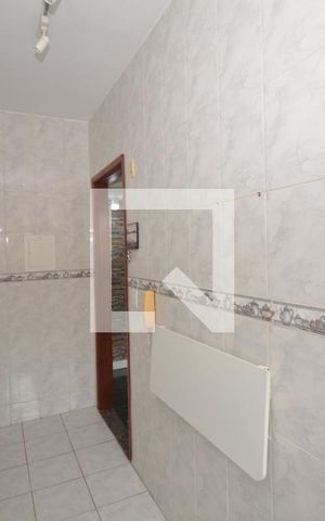 Casa à venda com 64m², 2 quartos e 2 vagasCozinha e Área de Serviço