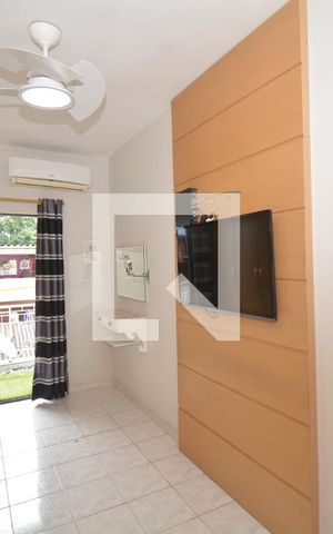 Casa à venda com 64m², 2 quartos e 2 vagasQuarto 1 do Segundo Piso