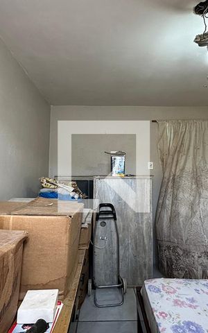 Casa à venda com 243m², 5 quartos e 2 vagasQuarto 4