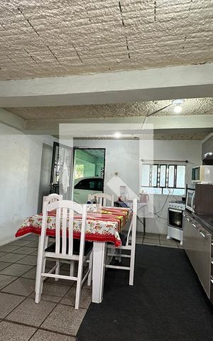Casa à venda com 243m², 5 quartos e 2 vagasCozinha 2