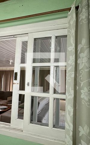 Casa à venda com 243m², 5 quartos e 2 vagasJanela do Quarto 3