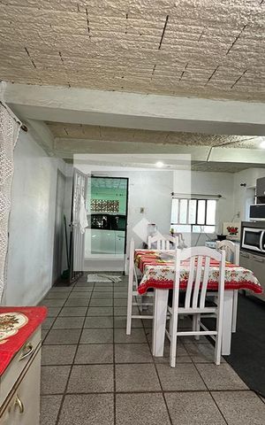 Casa à venda com 243m², 5 quartos e 2 vagasCozinha 2