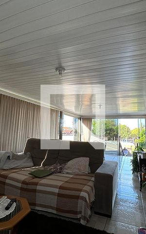 Casa à venda com 243m², 5 quartos e 2 vagasSala de Estar 1