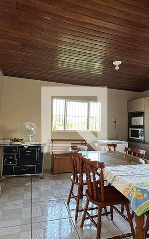 Casa à venda com 243m², 5 quartos e 2 vagasCozinha