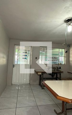 Casa à venda com 243m², 5 quartos e 2 vagasSala 2