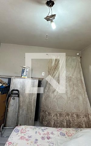 Casa à venda com 243m², 5 quartos e 2 vagasQuarto 4