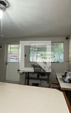 Casa à venda com 243m², 5 quartos e 2 vagasSala 2