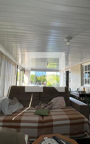Casa à venda com 243m², 5 quartos e 2 vagasSala de Estar 1