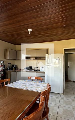 Casa à venda com 243m², 5 quartos e 2 vagasCozinha