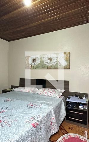 Casa à venda com 243m², 5 quartos e 2 vagasQuarto 1 - Suíte