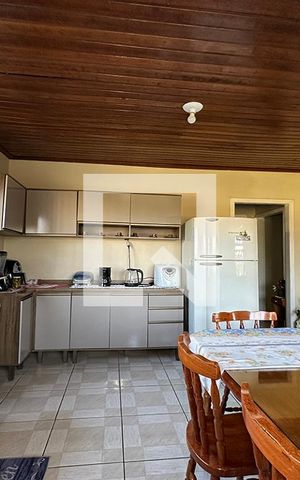 Casa à venda com 243m², 5 quartos e 2 vagasCozinha