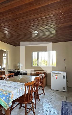 Casa à venda com 243m², 5 quartos e 2 vagasCozinha
