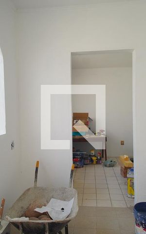 Casa à venda com 184m², 3 quartos e 2 vagasÁrea  e Banheiro de Serviço
