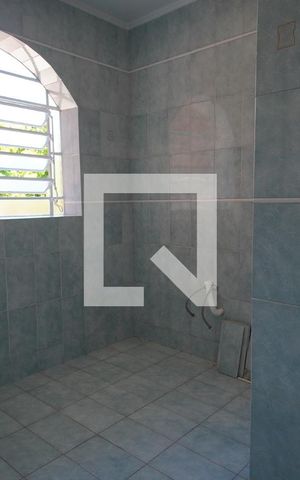 Casa à venda com 184m², 3 quartos e 2 vagasBanheiro Corredor