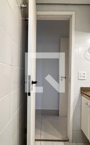 Apartamento à venda com 60m², 2 quartos e 2 vagasBanheiro do Quarto 2