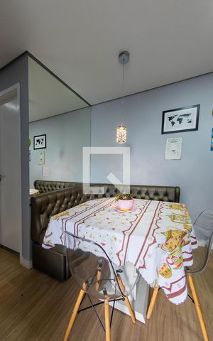 Apartamento à venda com 54m², 2 quartos e 1 vaga Apartamento à venda com 54m², 2 quartos e 1 vagaSala