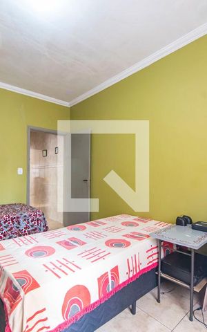 Casa à venda com 200m², 2 quartos e 2 vagas Casa à venda com 200m², 2 quartos e 2 vagasQuarto 2