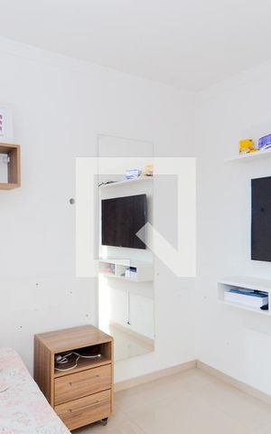 Apartamento à venda com 75m², 3 quartos e 2 vagasQuarto 2