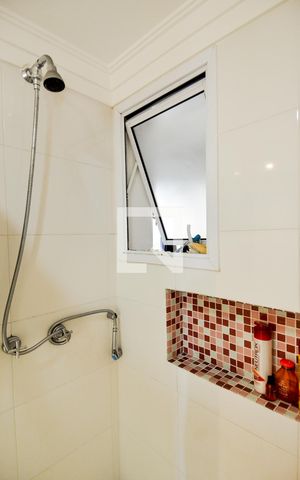 Apartamento à venda com 75m², 3 quartos e 2 vagasBanheiro Social