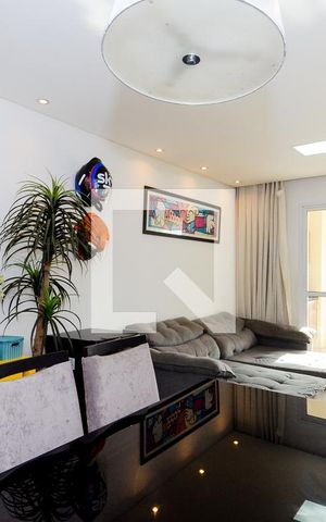 Apartamento à venda com 75m², 3 quartos e 2 vagasSala