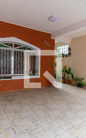 Casa à venda com 170m², 3 quartos e 2 vagasGaragem