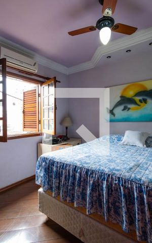 Casa à venda com 382m², 3 quartos e 6 vagas Casa à venda com 382m², 3 quartos e 6 vagasQuarto 2