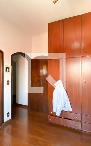 Casa à venda com 420m², 4 quartos e 8 vagas Casa à venda com 420m², 4 quartos e 8 vagasSuíte 1