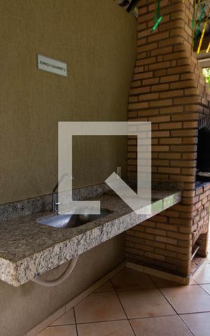 Apartamento para alugar com 60m², 2 quartos e 1 vaga Apartamento para alugar com 60m², 2 quartos e 1 vagaÁrea comum - Churrasqueira