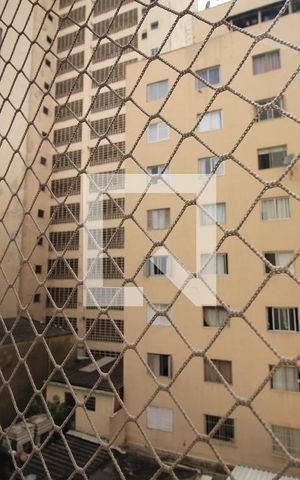 Apartamento à venda com 65m², 1 quarto e sem vagaVista