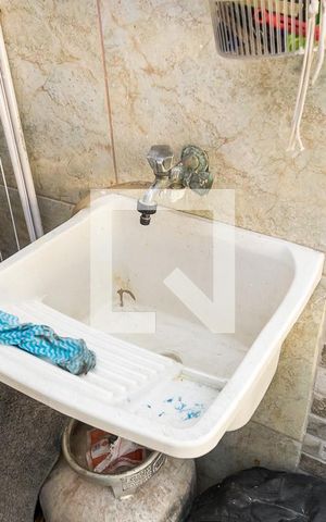 Casa de condomínio à venda com 68m², 2 quartos e 1 vaga Casa de condomínio à venda com 68m², 2 quartos e 1 vagaVaranda e Área de Serviço