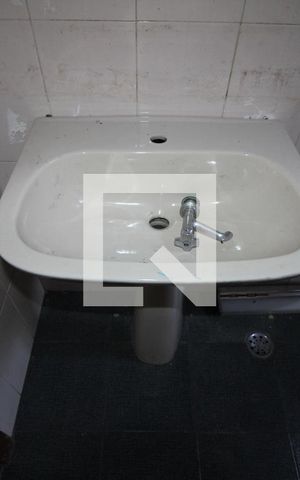 Casa à venda com 280m², 3 quartos e 4 vagasBanheiro