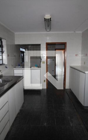 Casa à venda com 280m², 3 quartos e 4 vagasCozinha