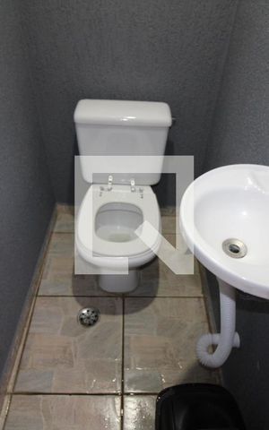 Casa à venda com 280m², 3 quartos e 4 vagasBanheiro