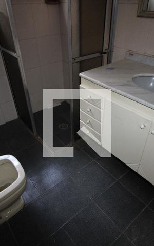 Casa à venda com 280m², 3 quartos e 4 vagasBanheiro Suite 3