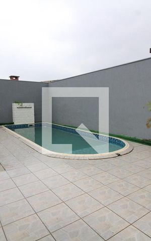 Casa à venda com 280m², 3 quartos e 4 vagasQuintal