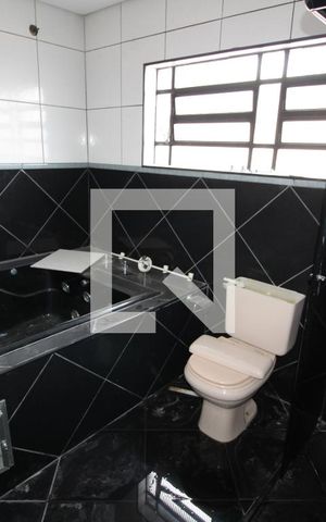 Casa à venda com 280m², 3 quartos e 4 vagasBanheiro Suite