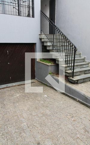 Casa à venda com 280m², 3 quartos e 4 vagasGaragem
