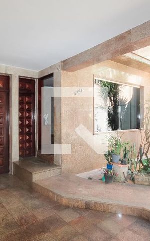 Casa à venda com 192m², 4 quartos e 3 vagasGaragem