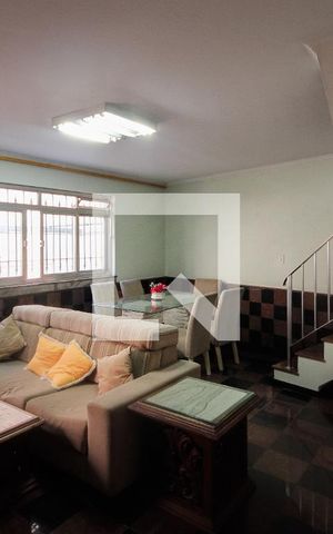Casa à venda com 192m², 4 quartos e 3 vagasPiso 0 - Sala