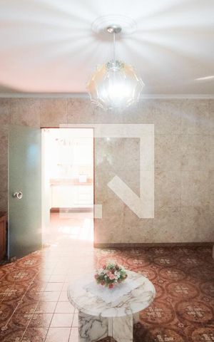 Casa à venda com 192m², 4 quartos e 3 vagasPiso 1 - Sala