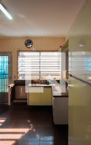 Casa à venda com 192m², 4 quartos e 3 vagasPiso 1 - Cozinha