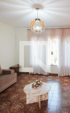 Casa à venda com 192m², 4 quartos e 3 vagasPiso 1 - Sala
