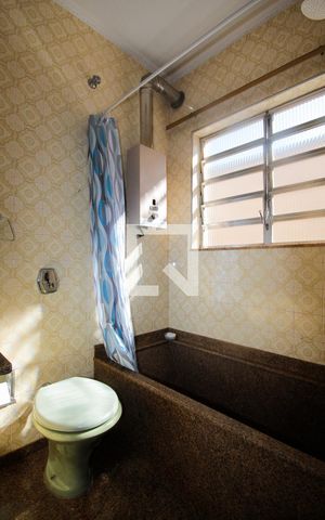 Casa à venda com 192m², 4 quartos e 3 vagasPiso 1 - Suíte