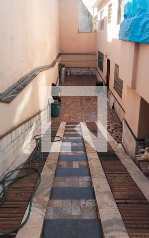 Casa à venda com 192m², 4 quartos e 3 vagasQuintal