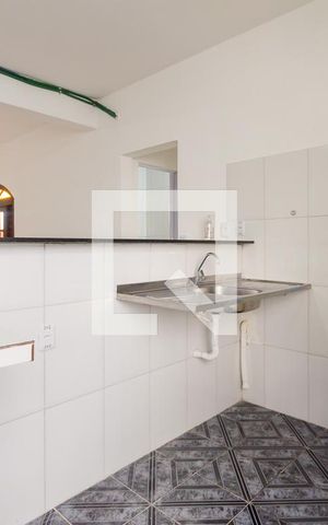 Casa para alugar com 70m², 1 quarto e sem vaga