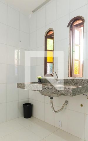Casa para alugar com 70m², 1 quarto e sem vaga Casa para alugar com 70m², 1 quarto e sem vagaBanheiro
